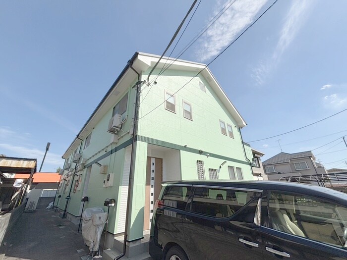 物件外観写真3　(エントランス部分)