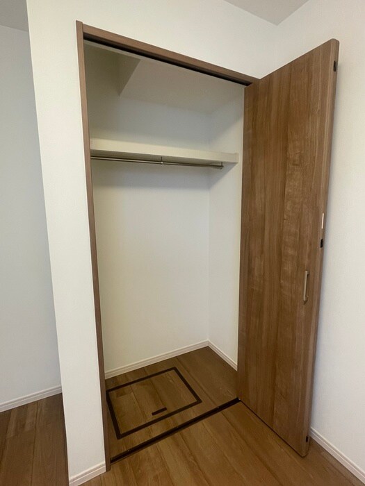 物件内観写真10　(収納)