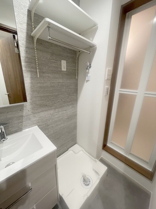 物件内観写真16　(洗濯機置場)