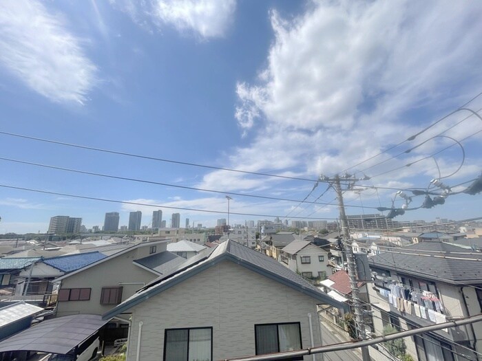 物件内観写真22　(室内からの展望)