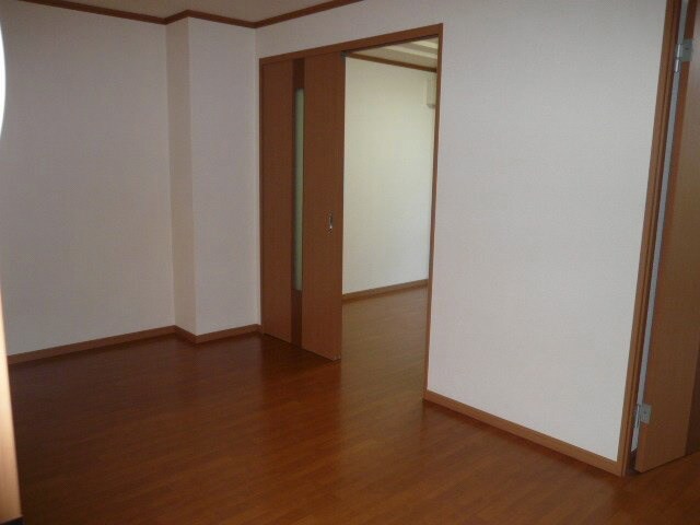 物件内観写真13　(居室)