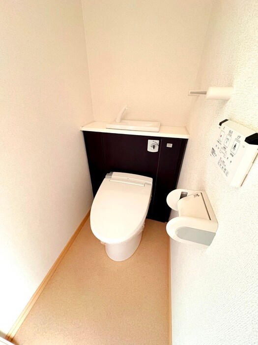 物件内観写真7　(トイレ)