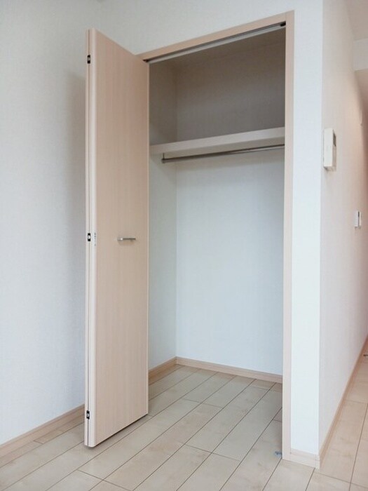 物件内観写真11　(収納)