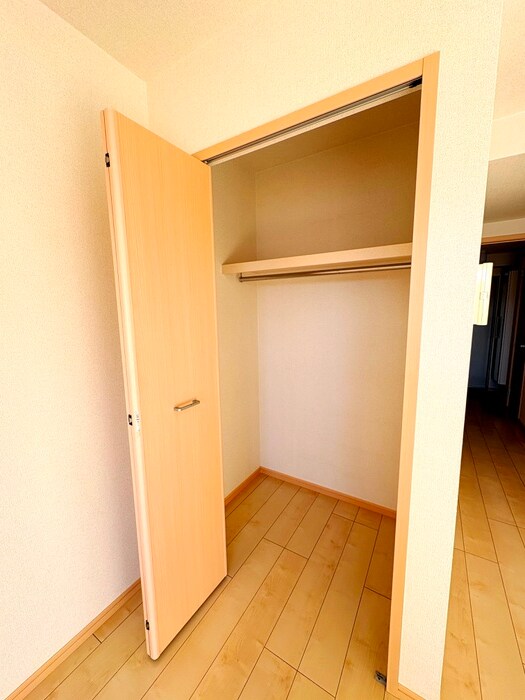 物件内観写真13　(収納)