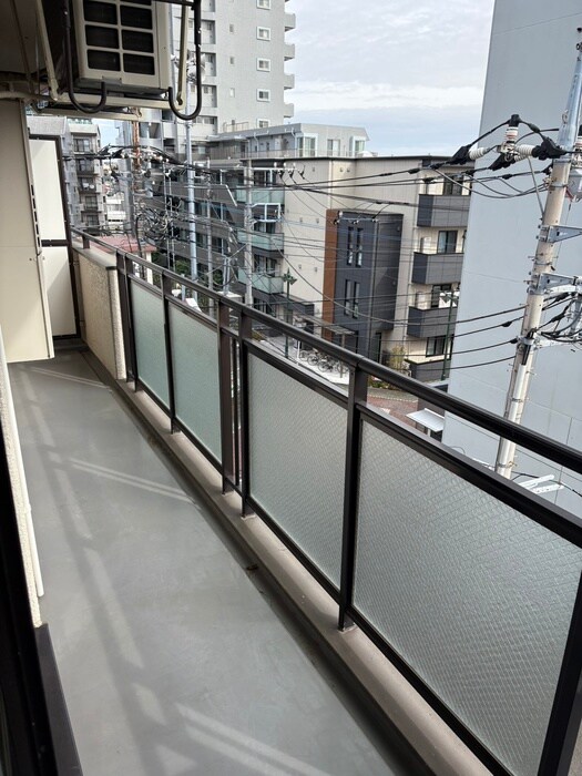 物件内観写真11　(ベランダ・バルコニー)