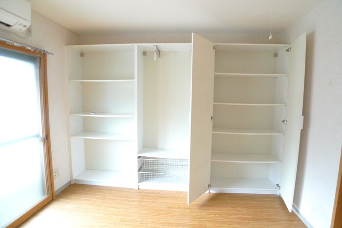 物件内観写真8　(収納)