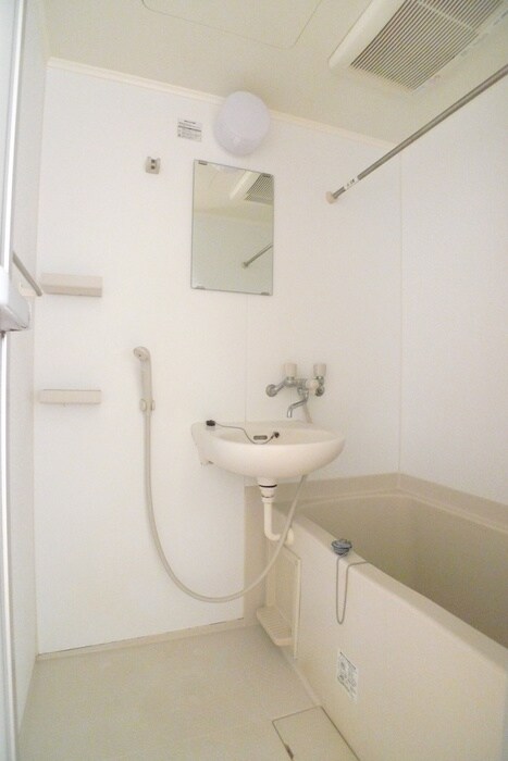 物件内観写真11　(バス／シャワールーム等)