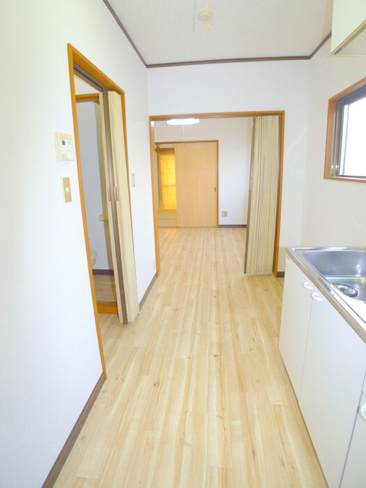 物件内観写真22　(室内からの展望)