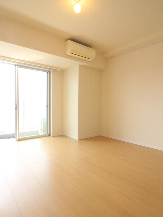 物件内観写真15　(居室)