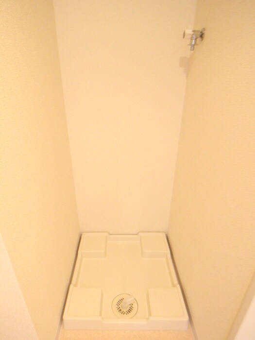 物件内観写真19　(洗濯機置場)