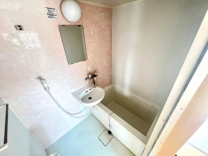 物件内観写真12　(バス／シャワールーム等)