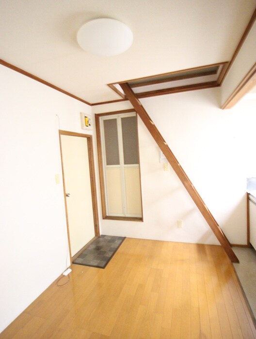 物件内観写真8　(居室)