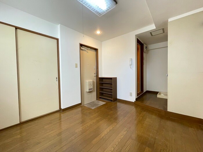 物件内観写真9　(居室)