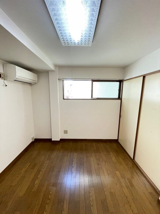 物件内観写真21　(居室)