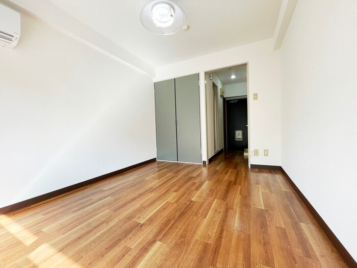 物件内観写真9　(居室)