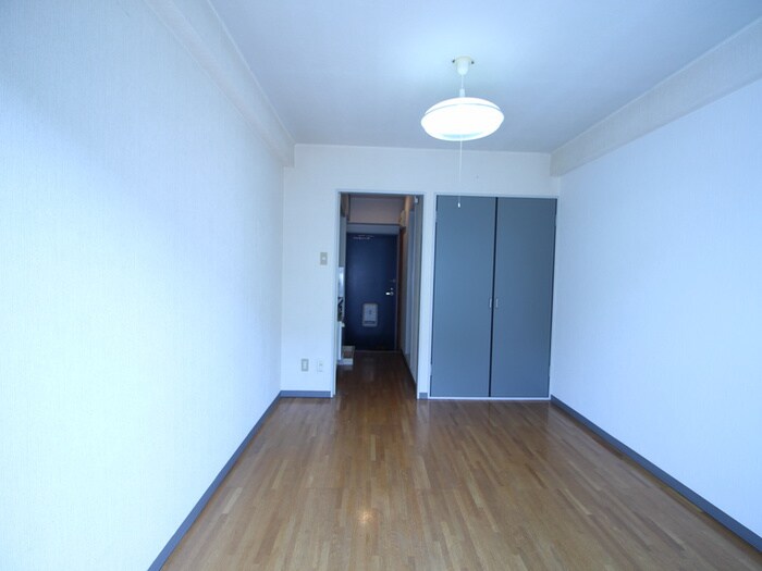 物件内観写真10　(居室)