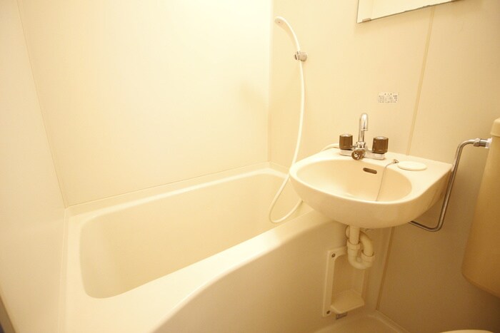 物件内観写真12　(バス／シャワールーム等)