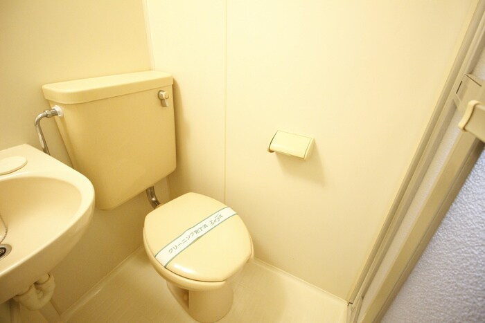 物件内観写真13　(トイレ)