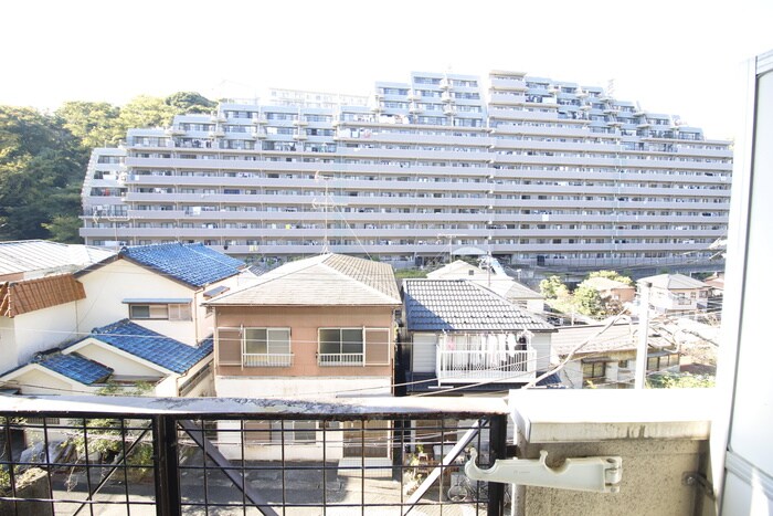 物件内観写真22　(室内からの展望)