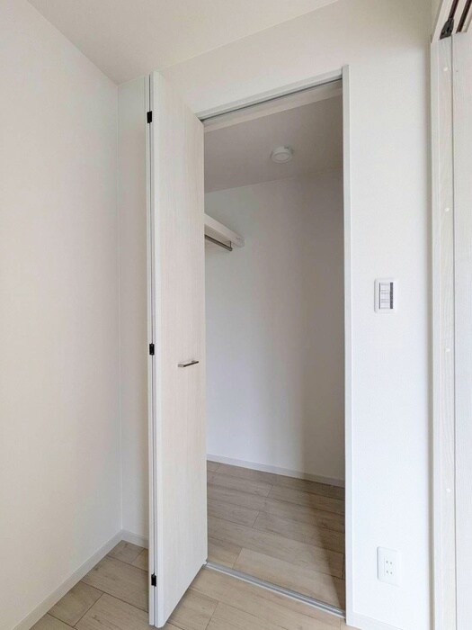 物件内観写真8　(収納)