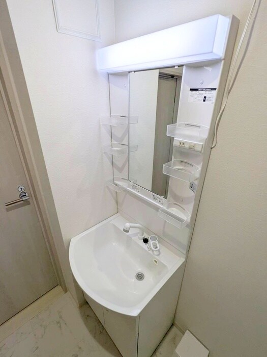 物件内観写真11　(洗面)