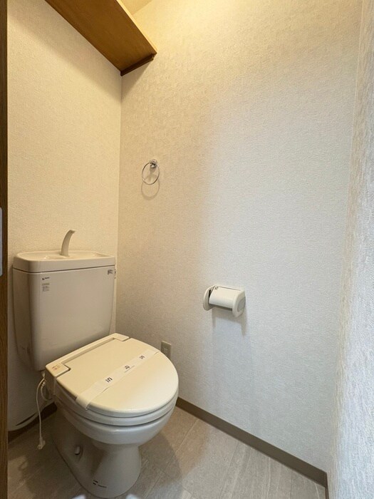 物件内観写真14　(トイレ)