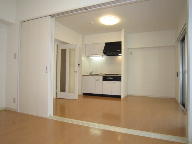 物件内観写真8　(居室)