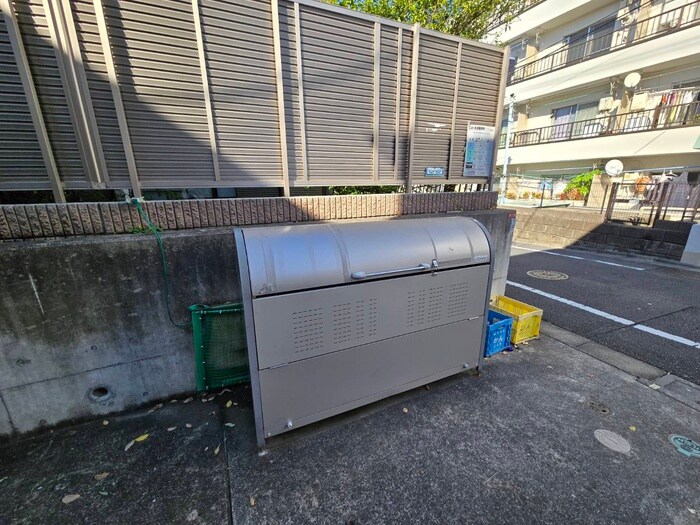 物件外観写真6　(建物設備)