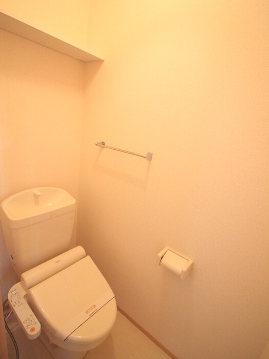 物件内観写真14　(トイレ)