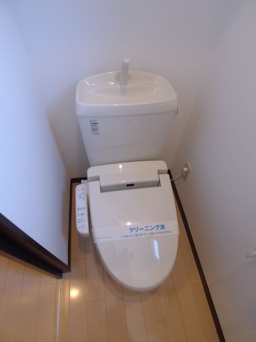 物件内観写真10　(トイレ)