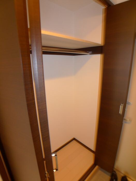 物件内観写真11　(収納)