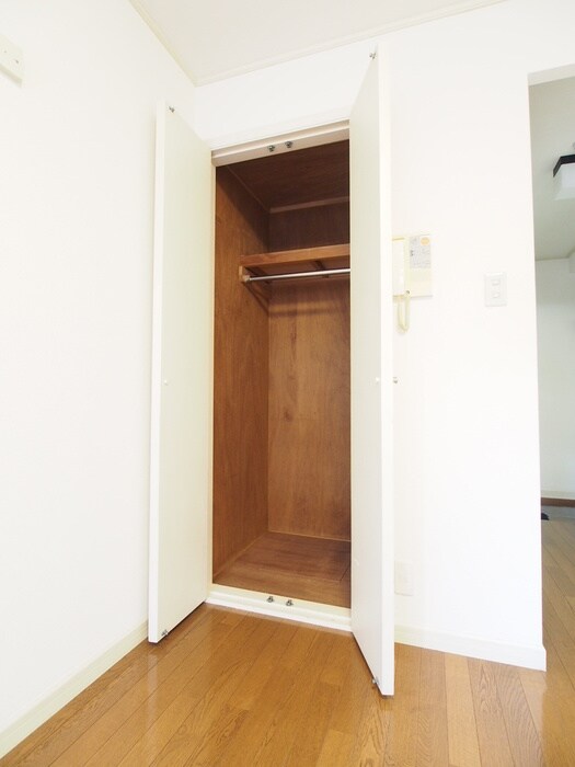 物件内観写真12　(収納)