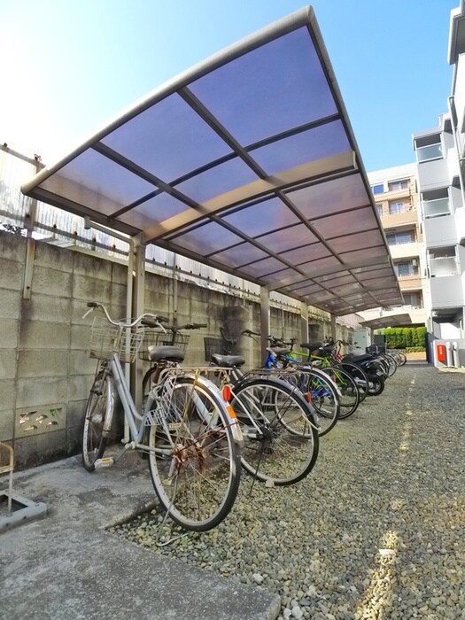 物件外観写真5　(駐輪場)