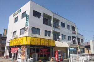 江上マンション(2F･3F)外観写真