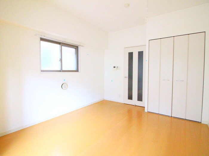 物件内観写真13　(居室)