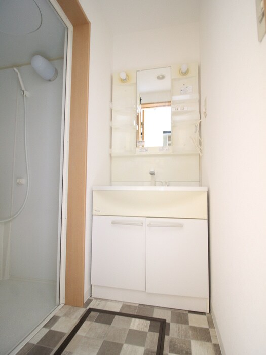 物件内観写真10　(洗面)