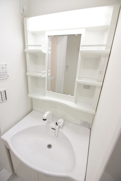 物件内観写真13　(洗面)