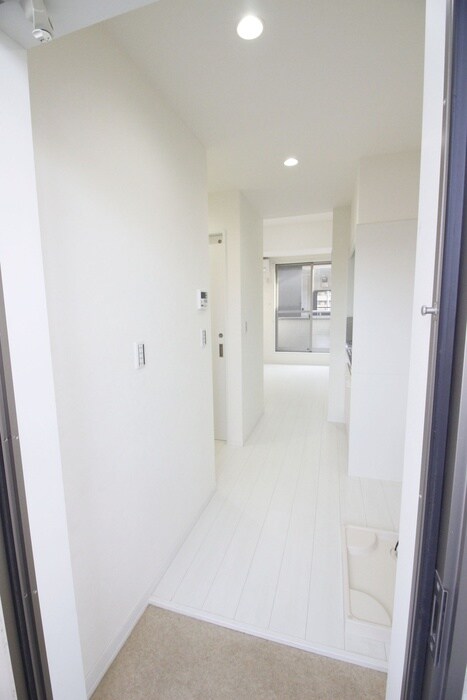 物件内観写真17　(玄関)