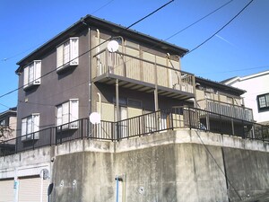 カ－サ－緑園外観写真