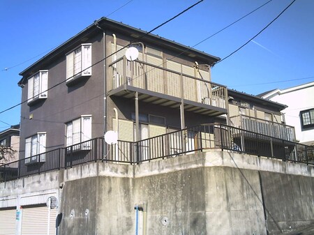 カ－サ－緑園外観写真