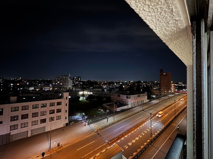 物件内観写真16　(室内からの展望)