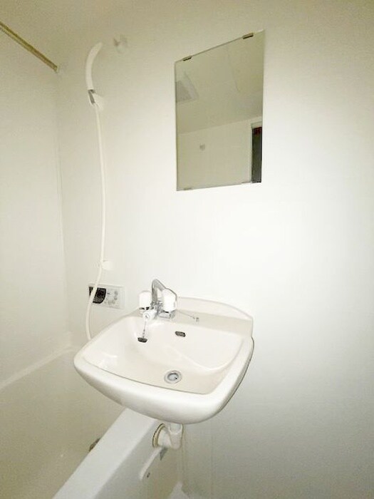 物件内観写真10　(洗面)