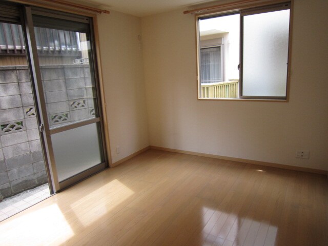 物件内観写真4　(内観写真)