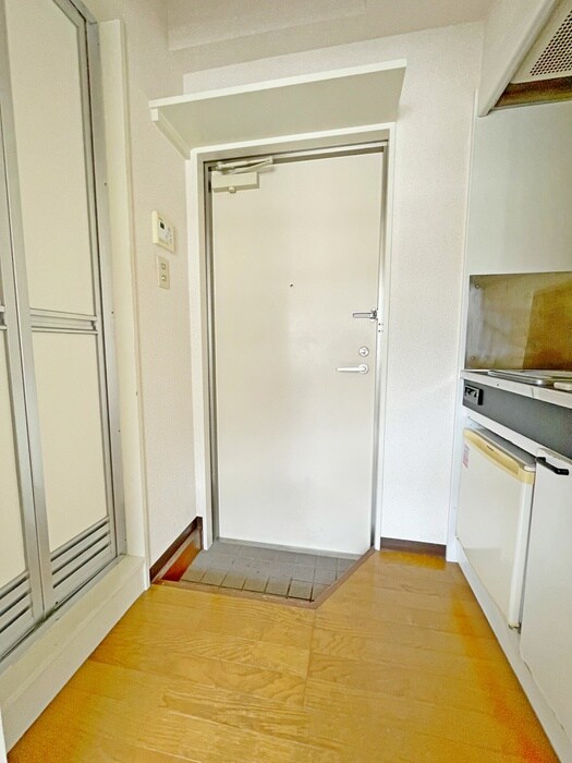 物件内観写真16　(廊下)