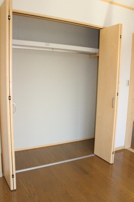 物件内観写真11　(収納)