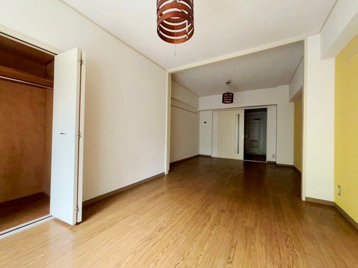 物件内観写真7　(居室)