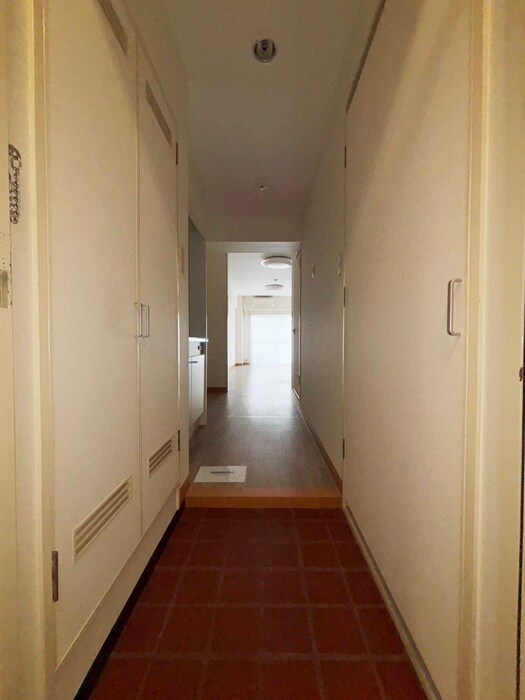 物件内観写真17　(玄関)