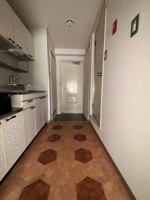 物件内観写真19　(廊下)