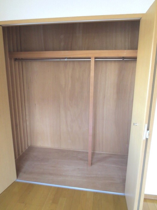 物件内観写真11　(収納)