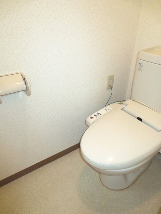 物件内観写真17　(トイレ)